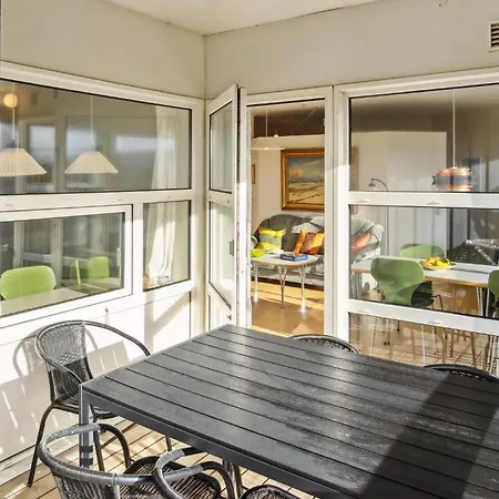 2 Bedroom Beach Front Apartment In Fano 아파트 Fanø